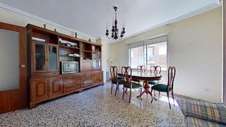Etagenwohnung in El Pilar