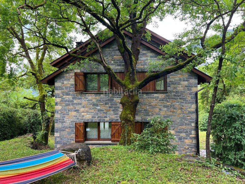 Foto cebf9e2b-b084-4d3d-9d8b-ab334d0cd61f. Casa a Broto