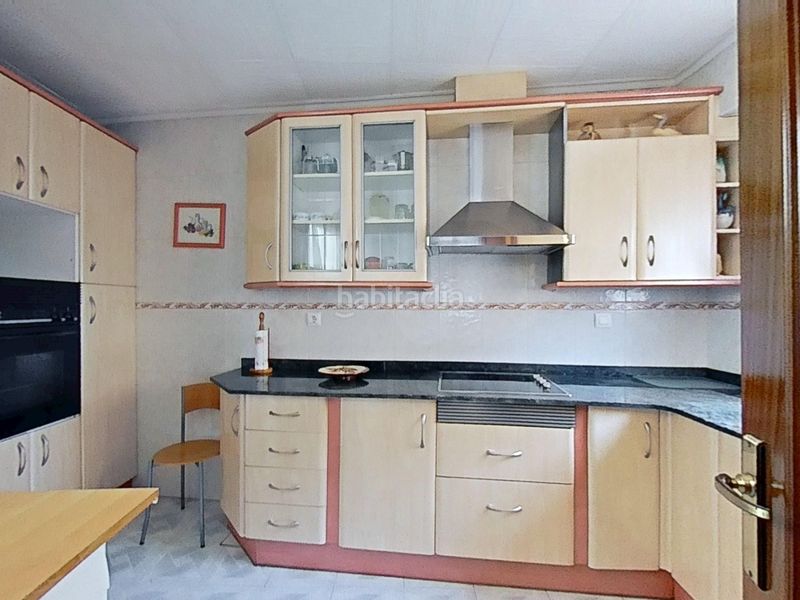 Foto 1482f833-6461-4ee3-a275-fc140e973746. Edifici a Canonja (la)