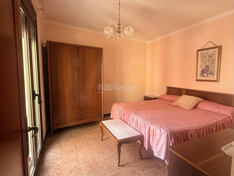 Foto ae6c79d6-4b3b-4eb1-8ee4-ff49972bfc33. Edifici a Canonja (la)