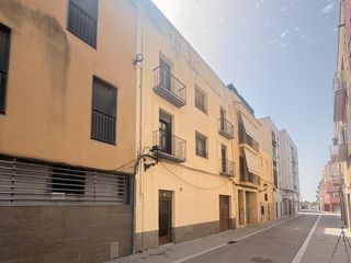 Gebäude in Canonja (la)