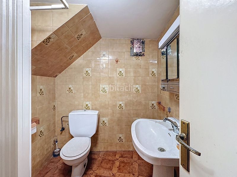 Foto 5ca679ca-eb81-45cb-8735-c07bf4b8ee4e. Casa amb calefacció aparcament a Centro - Echegaray Pontevedra