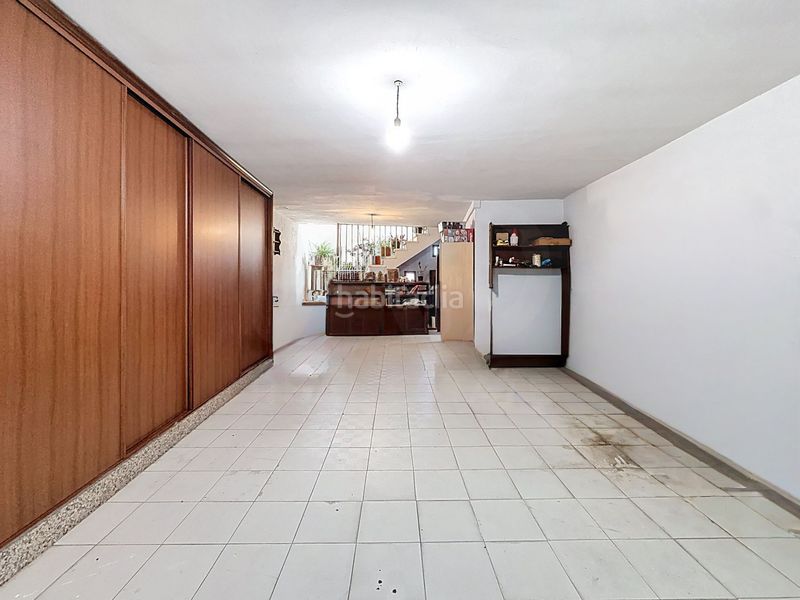 Foto c4b9b00a-29f7-4224-8f83-a4e4bb1fc25c. Casa amb calefacció aparcament a Centro - Echegaray Pontevedra