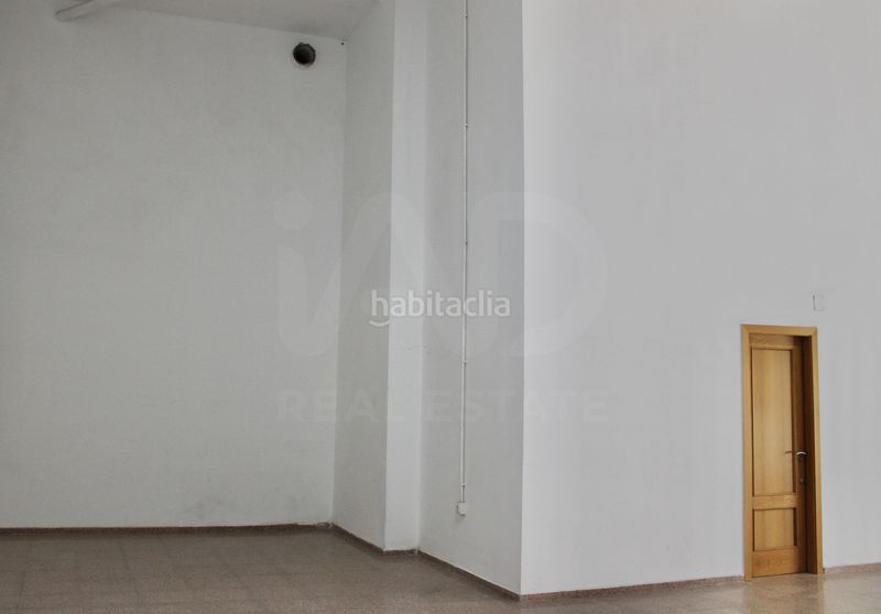 Foto be587def-5125-4215-b532-5f844ded499f. Local comercial en Onil