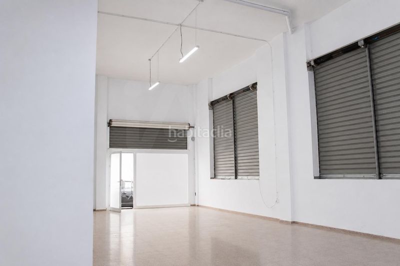 Foto c9d32a68-b779-4957-9d15-c4a543a09b11. Local comercial en Onil