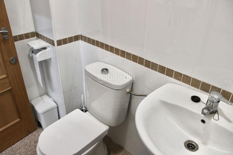 Foto cc0d8881-6734-421a-98f4-cf620dd0c476. Local comercial en Onil