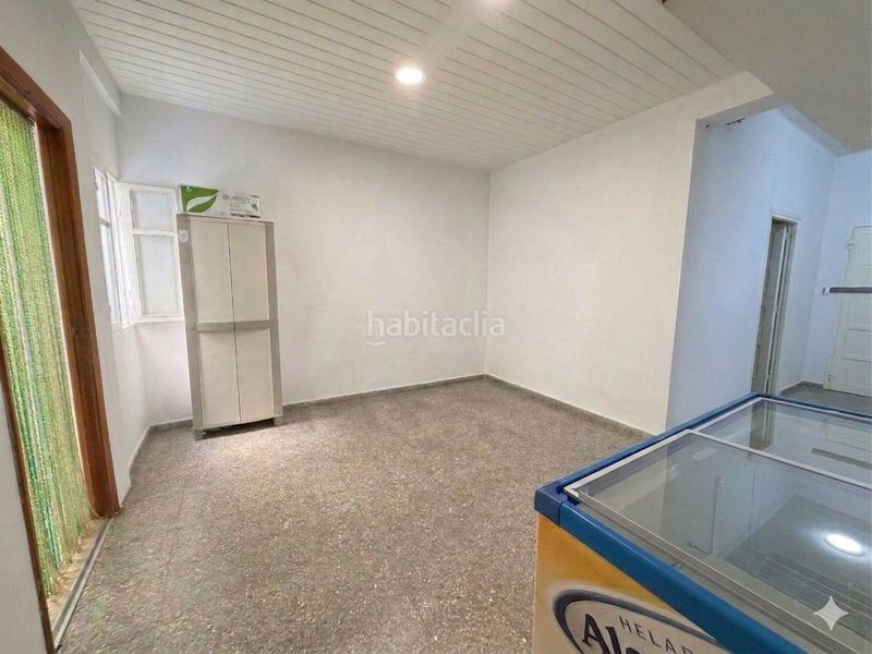 Foto 6a70dc1b-9821-4c5e-872c-8dbec8fc3419. Local comercial a Miramar