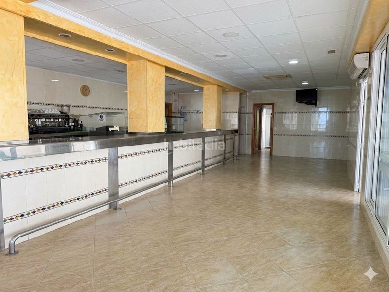 Foto 884d5f25-09f1-445c-880c-7e96abf1c297. Local comercial a Miramar