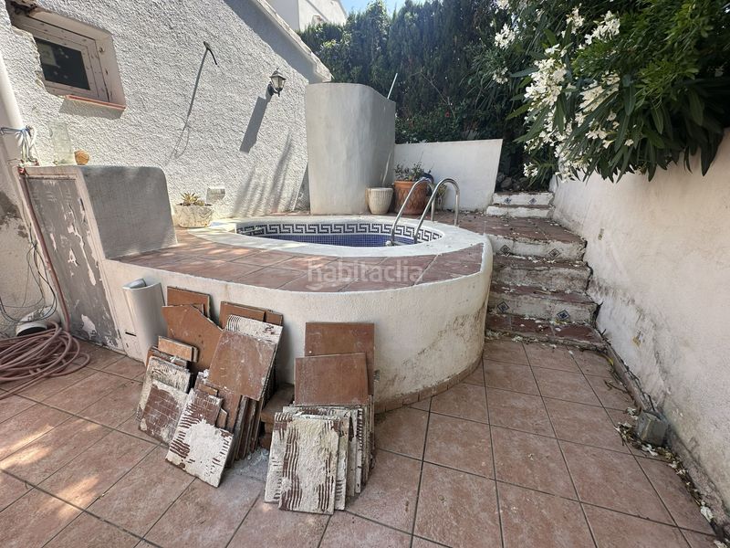 Foto fdb7e50d-775d-41c8-9223-bff2111e79e4. Casa amb aparcament a Teulada