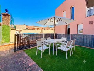 Casa bifamiliare in Castelló de Rugat