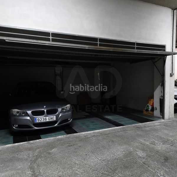 Foto 44980c35-4062-4ea9-a006-9229e66a1a03. Aparcament cotxe a Corea Gandia