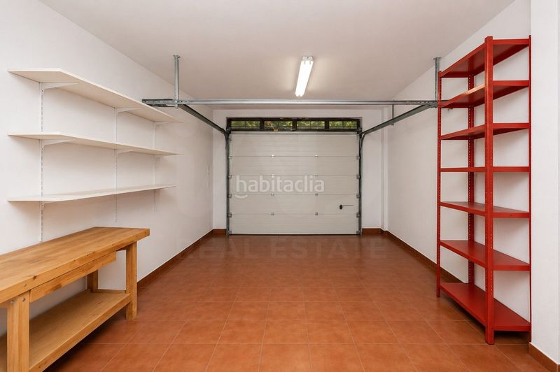 Foto 9c84efa3-b7ff-4eb7-baba-68da18056785. Xalet amb calefacció aparcament a Trobajo del Cerecedo León