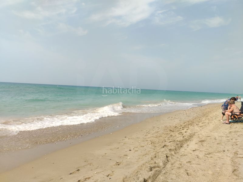 Foto 616d91fc-2d80-4477-9740-da89786e28eb. Pis a Calafell platja Calafell