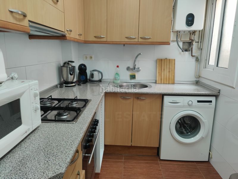 Foto e8aa49d1-a71b-41bf-8b97-21bb2b914976. Pis a Calafell platja Calafell