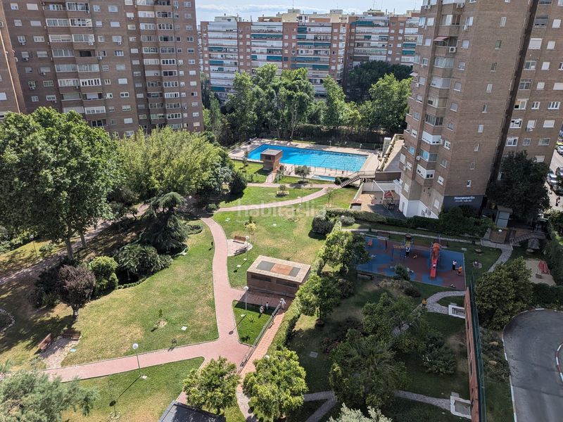 Foto 4495dbae-a52a-4b5c-a75f-4d33a35526c9. Pis amb calefacció aparcament piscina a Pilar Madrid