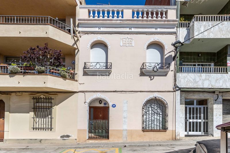 Foto 4933d1c6-201e-4877-87d2-ea54ea12ffa6. Casa amb calefacció aparcament a Centre Masnou (El)