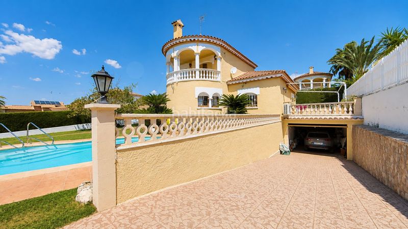Foto aaa489b6-ce3b-47f7-a643-137a4b776d23. Casa amb calefacció aparcament piscina a Els Masos - Els Garrofers Coma-ruga