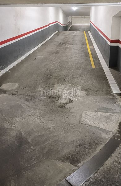 Foto 8f0da253-993c-4f6f-bd28-88237fe53037. Aparcament cotxe a Calella