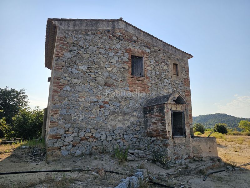 Foto ed1483a1-0fe1-4e1e-9291-c3e344ca2493. Finca rústica en Alforja