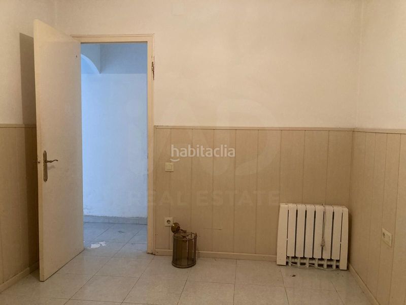 Foto 7247f697-d766-4157-a48e-7bee6c729bfe. Pis a el castell de Cubelles Cubelles