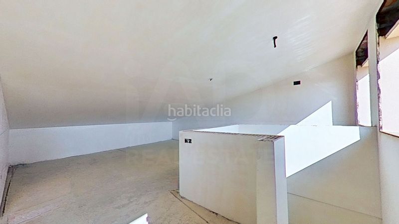 Foto a1ae4d59-a5f2-417c-9b34-0f2911a36184. Casa amb aparcament a Bellvei