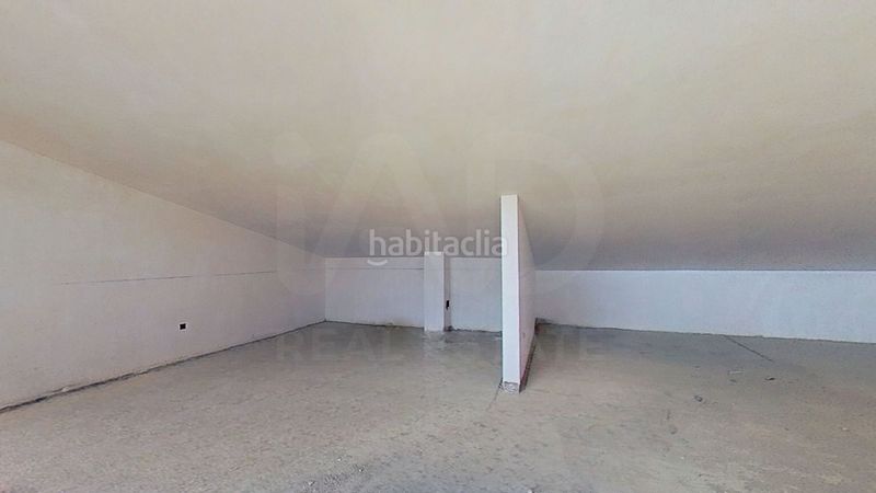 Foto a76ddc02-554f-4d64-88ba-1041281f575d. Casa amb aparcament a Bellvei