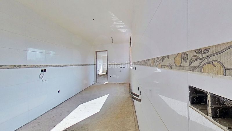 Foto ebc47204-2ecf-4974-a6fc-9584b4f00ee8. Casa amb aparcament a Bellvei