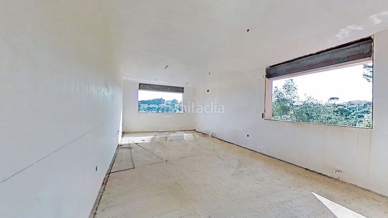 Foto b8c975a2-8436-4115-bb03-a0063cadb35a. Haus mit parking in Bellvei
