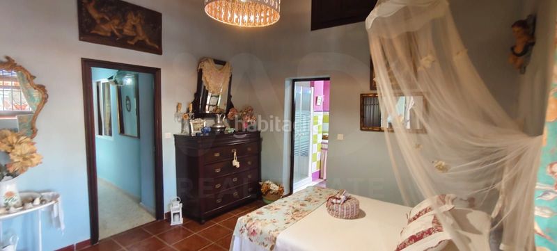 Foto d1d5aaf2-9642-463a-8db1-cb2fed93e29a. Casa amb piscina a Écija