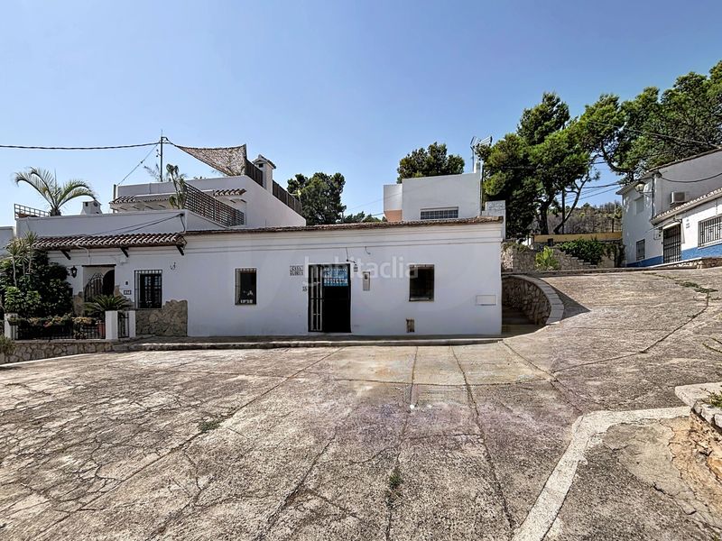 Foto 99e39ed4-5de7-482e-8984-414e35f3f680. Casa amb piscina a Oliva pueblo Oliva