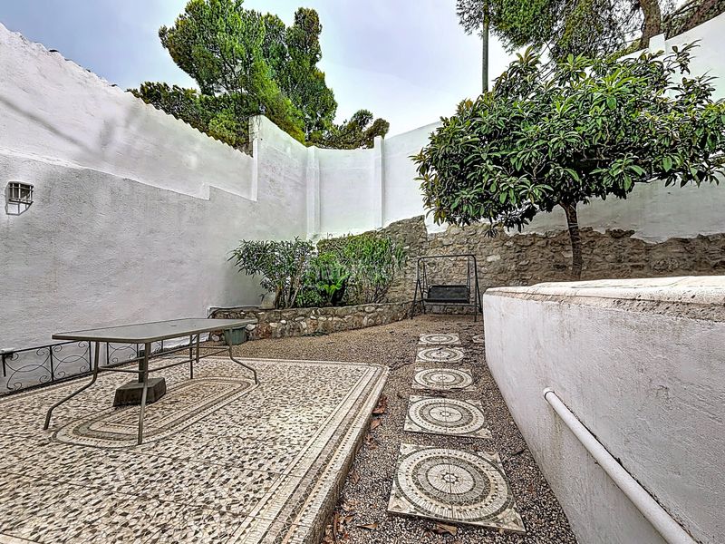 Foto c5997949-2513-4475-933d-fd82d836c089. Casa amb piscina a Oliva pueblo Oliva