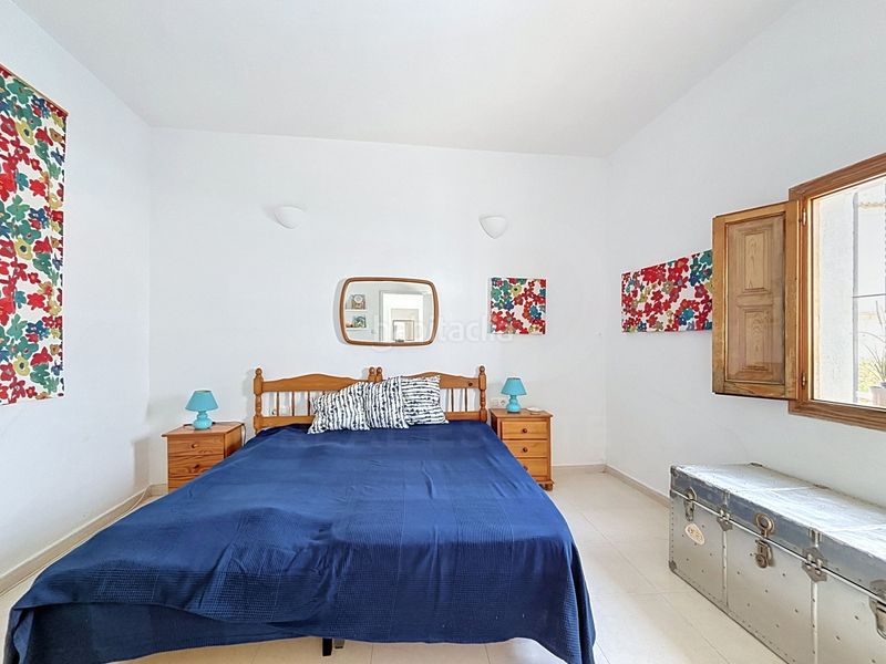 Foto f9542fce-5f5e-4b34-9587-3e45aeeeb192. Casa amb piscina a Oliva pueblo Oliva
