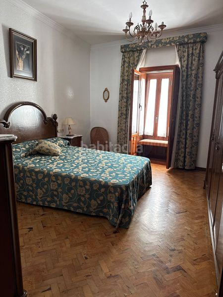 Foto c1b3a54b-b65f-4f18-8679-151029294b10. Casa aparellada amb calefacció a Estepa