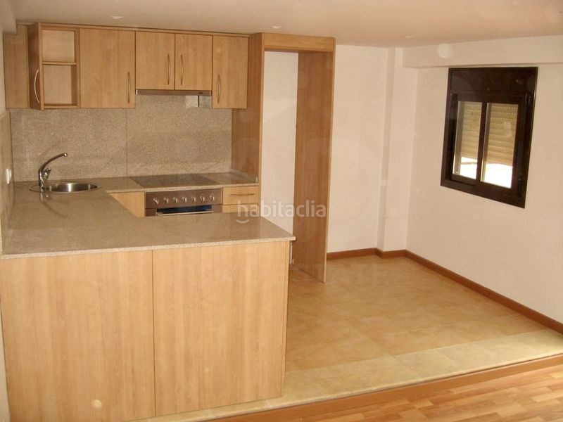 Foto 93753cb6-272e-4ede-aa3d-b36d884015a1. Edificio in Vila-rodona
