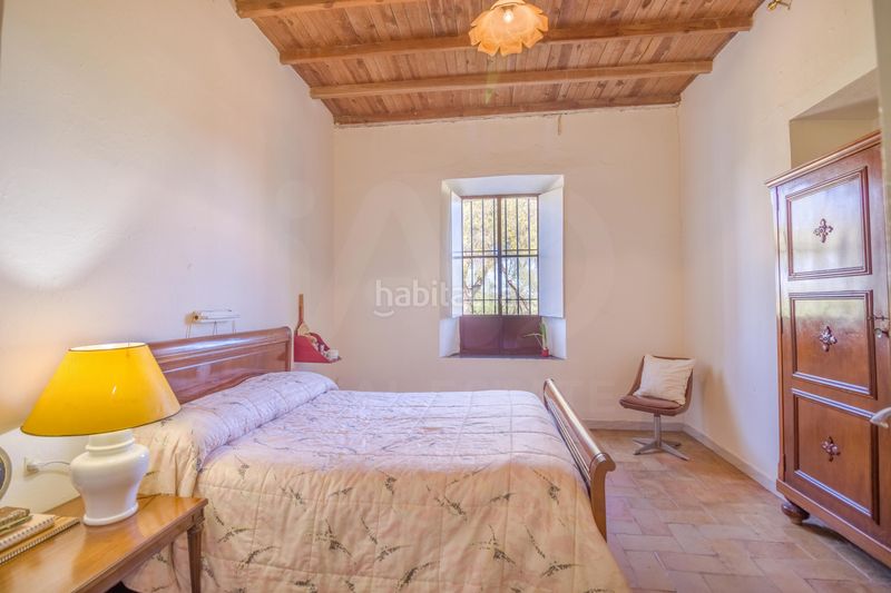 Foto c1a578f6-7c6b-472a-950c-25e5e8a9d1a1. Casa amb calefacció a Beas
