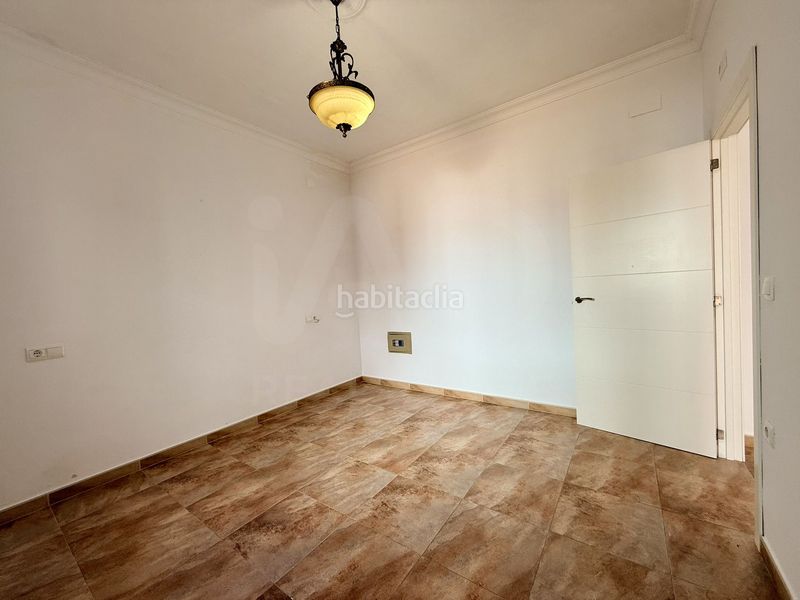 Foto 15d14d05-f1d0-4a6a-89bc-bcf92ab0c2a2. Casa a Lepe