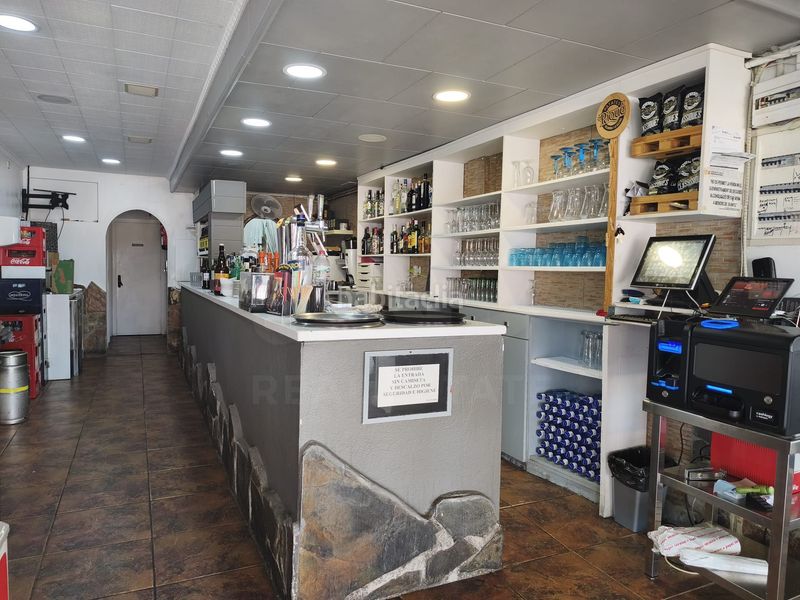 Foto 7a153015-0040-4069-980e-bd047adc2930. Local comercial en Centre Vendrell (El)