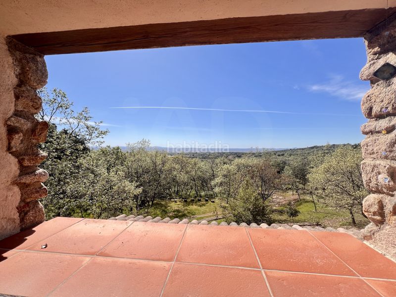 Foto aebfc5a9-3f9a-4c11-807f-c385060965a5. Chalet en Perales del Puerto