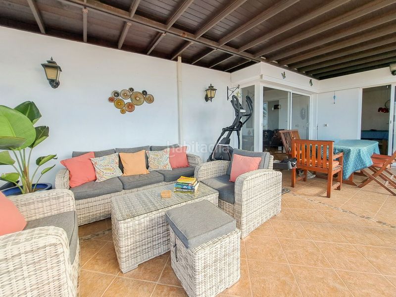 Foto 1773c708-5f1b-4d61-b8ca-2b014b458c21. Casa amb aparcament piscina a Playa Blanca Yaiza