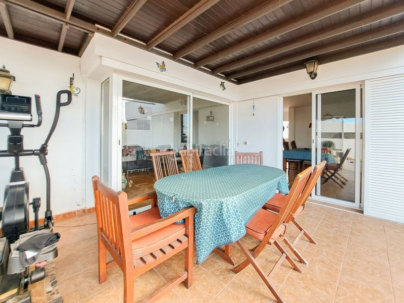 Foto 7601860a-20b0-4e61-98e5-7daaddf15579. Casa amb aparcament piscina a Playa Blanca Yaiza