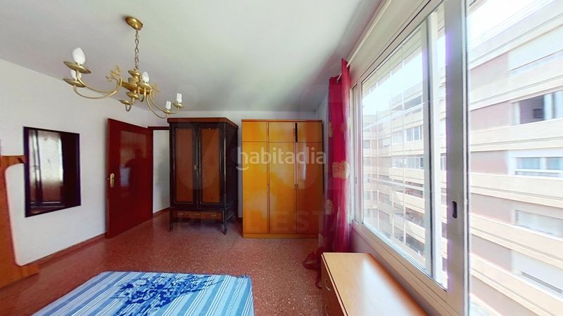 Foto f8ac8db9-5cb6-418e-b4ea-8aa30c8baaf7. Pis a Centre Tortosa