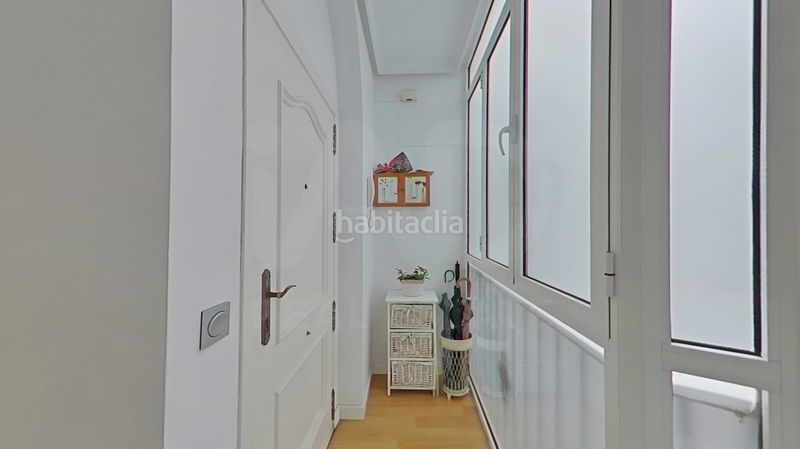 Foto 149ce4ec-5a45-4d79-aa80-75dbbcb93c7f. Pis amb calefacció a La Caleta - La Viña Cádiz