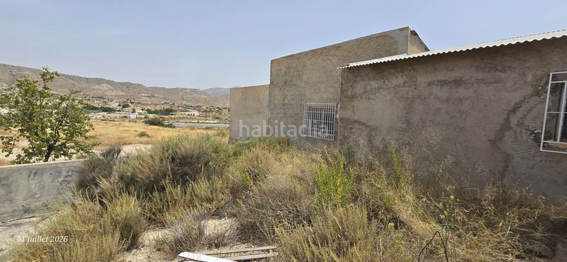 Foto 06b33f3c-8e9a-4249-8fca-80ba1b1070f6. Casa amb aparcament a Abanilla