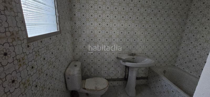 Foto 4dadebe7-7f0c-432a-bafe-a28896e5f5d6. Casa amb aparcament a Abanilla
