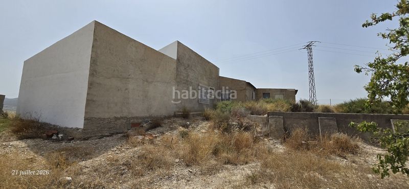 Foto a7de18b3-4280-40cd-be0a-69d6601c0041. Casa amb aparcament a Abanilla