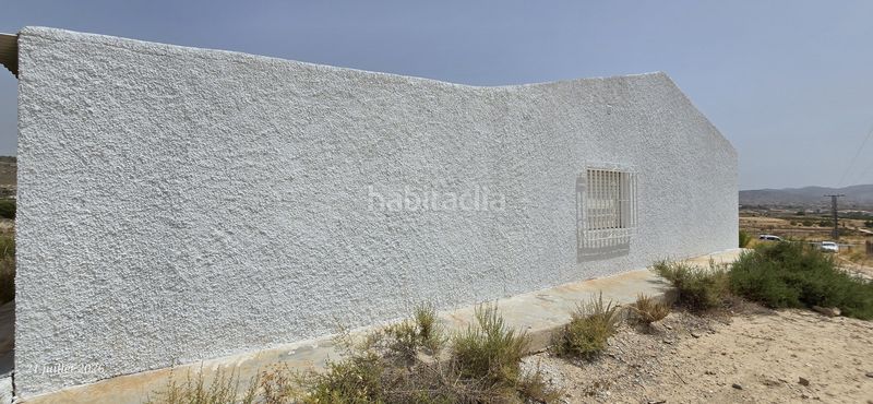 Foto c1df35d3-c6a5-4933-815c-3d07e51090c1. Casa amb aparcament a Abanilla