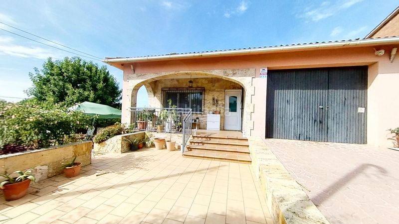 Foto c0c30642-1684-422b-894e-6260801895ae. Casa amb calefacció a Santa Oliva