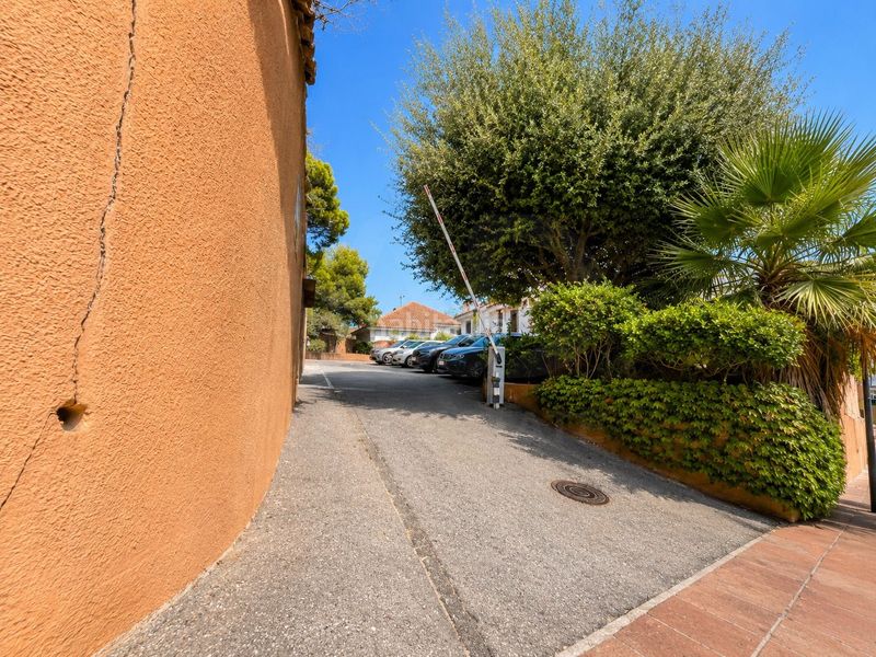 Foto c013525a-9aea-4c9b-b057-54941137ceb3. Casa pareada en Fenals Lloret de Mar
