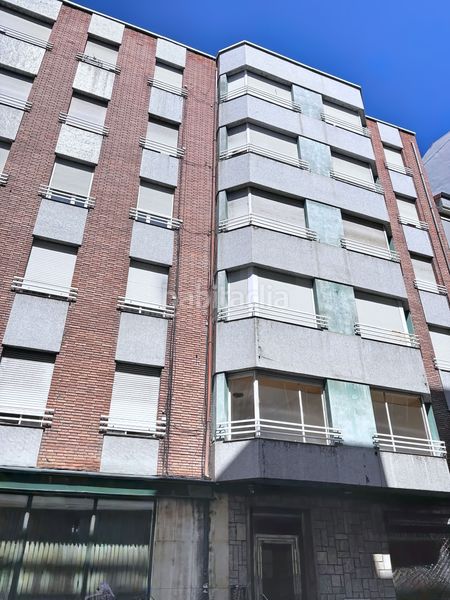 Foto aa2a9f9d-4ba6-43f1-a00b-ee17ea7d3d3a. Pis amb calefacció a Centro Ciudad León