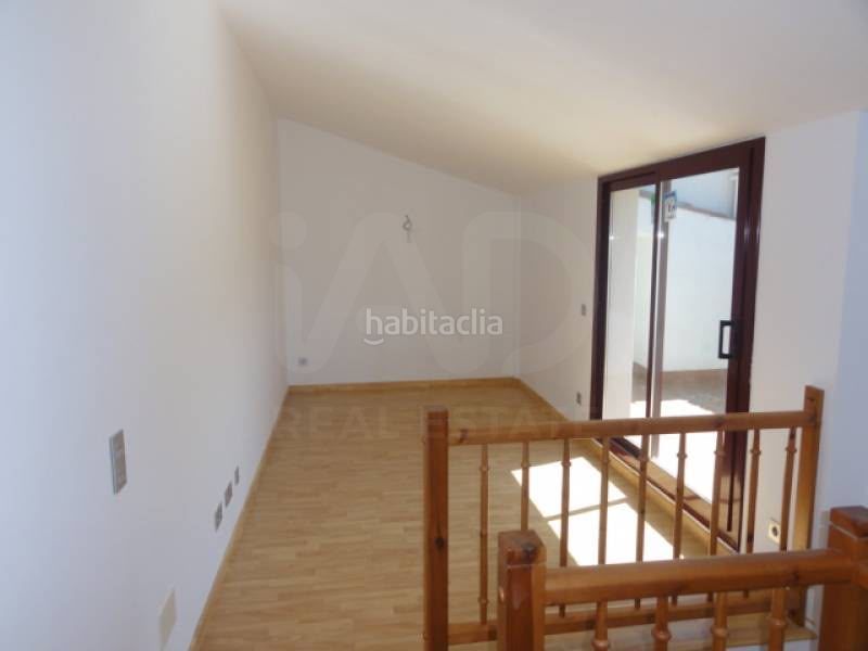 Foto 8df52112-e47d-4daf-8061-c4a86461d107. Dúplex en Almenar